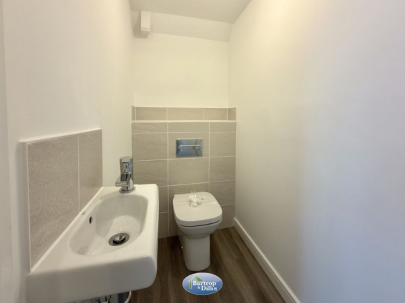 3 bed Semi-Detached for sale Image 5