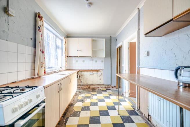 3 bed Terraced for sale Image 3