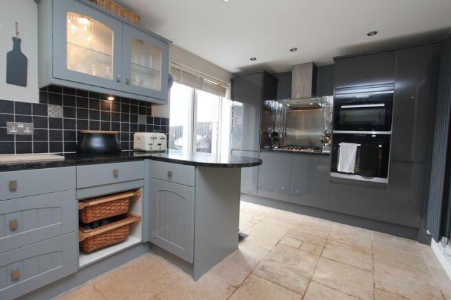 Kitchen/Family...