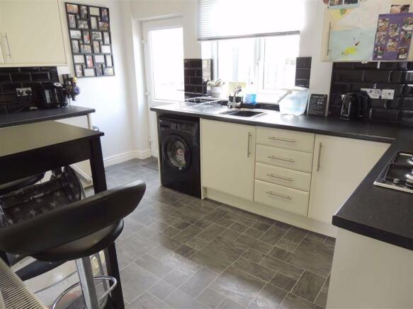 Kitchen / Breakfast Room