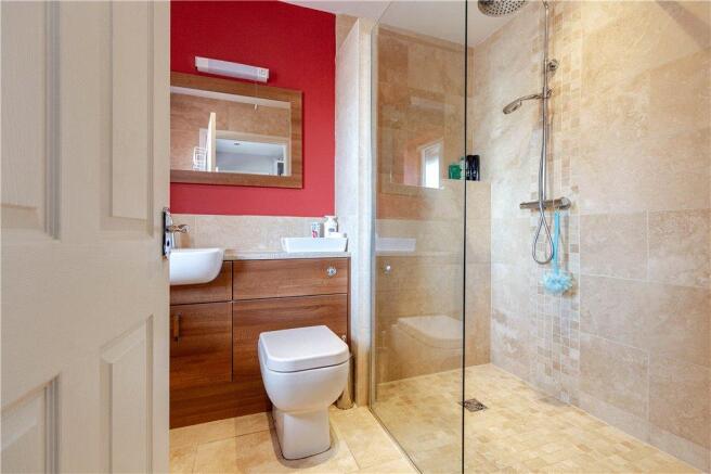 En-Suite B5