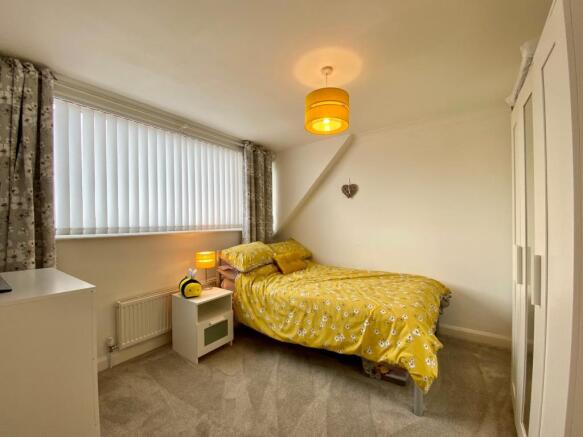 Andrews Cl - bedroom