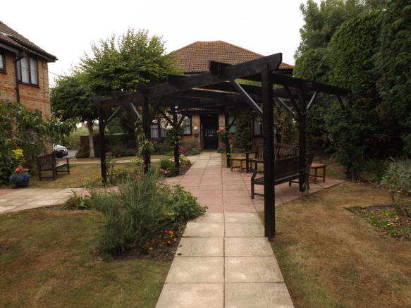 Photo 3