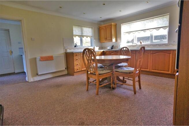 Kitchen / Breakfast