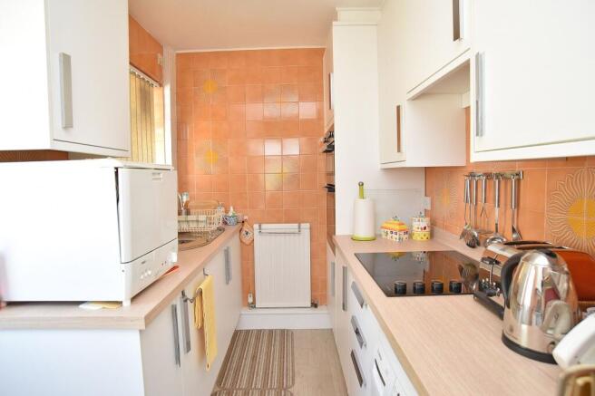 2 bed Detached Bungalow for sale Image 4