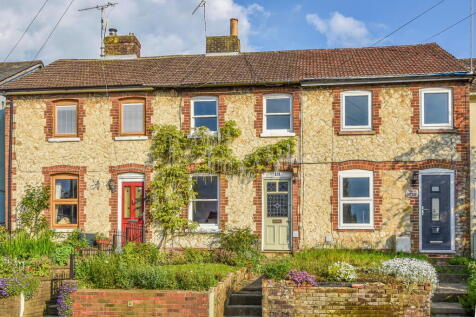 Butts Road, Alton, GU34 1LL