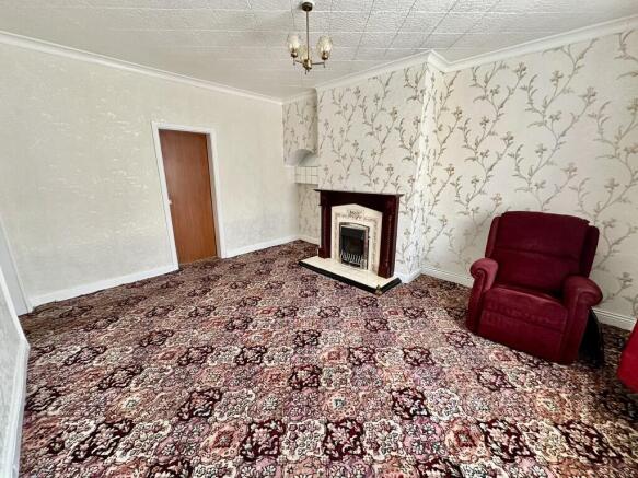 3 bed Terraced for sale Image 4