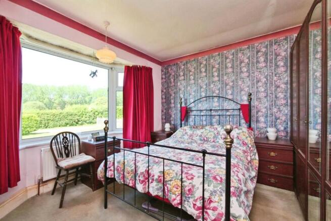 2 bed Detached Bungalow for sale Image 12