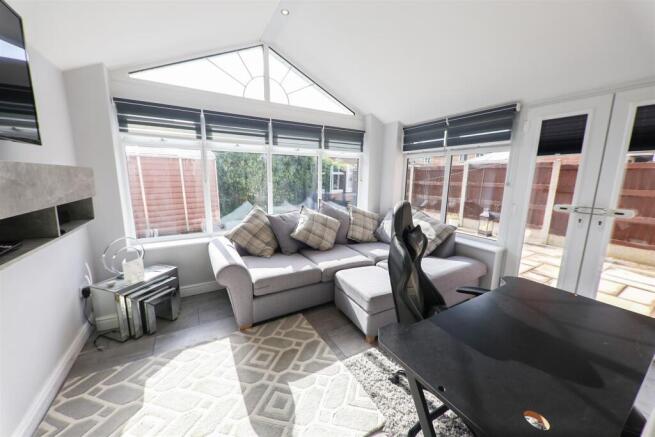 3 bed Detached for sale Image 4