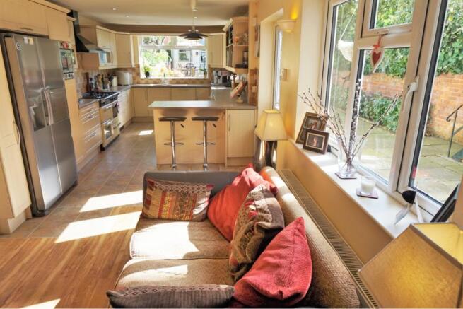 Kitchen/Family Room