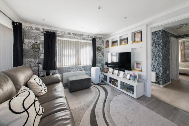 Living Room / Dining space
