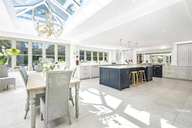 Open-Plan Reception
