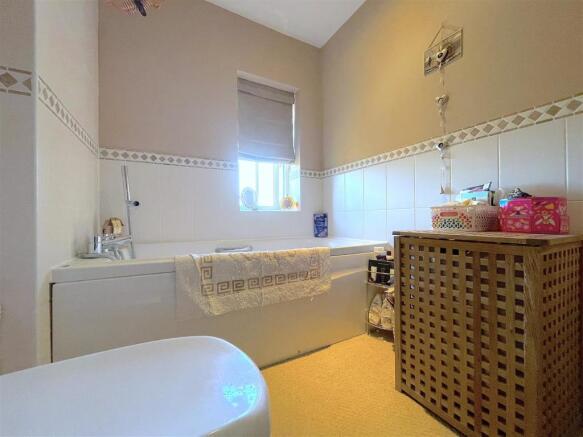 En-Suite One (2).jpeg
