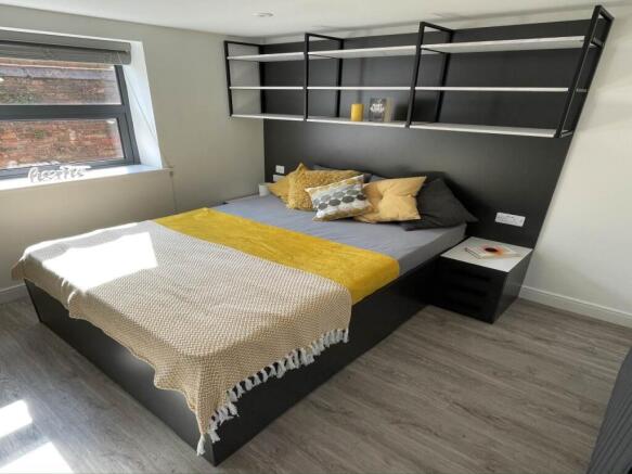 Apt 1 Bank Bedroom L