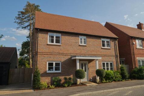 4 Chiltern Gardens, Woodcote