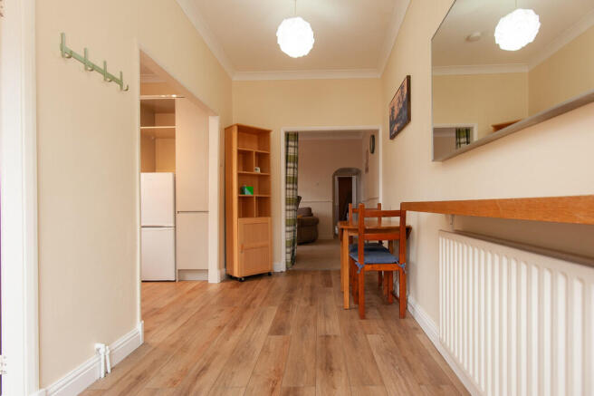 1 bed Apartment to rent Image 5