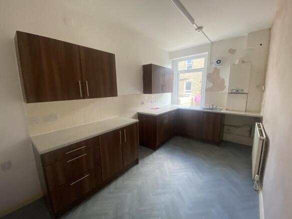 2 bed Terraced for sale Image 6