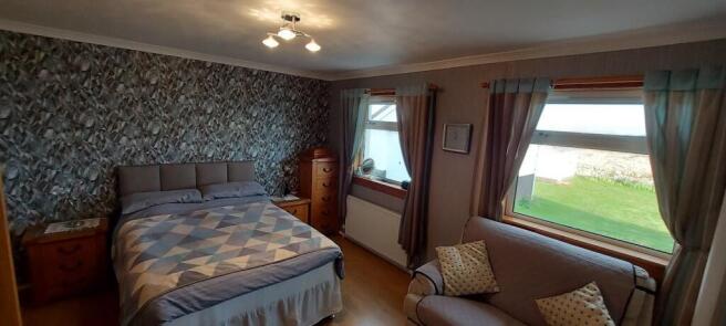 Master Bedroom 1.jpg