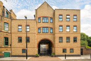 Flat 5, 65 Park Lodge, Wapping Lane, London E1W 2RN