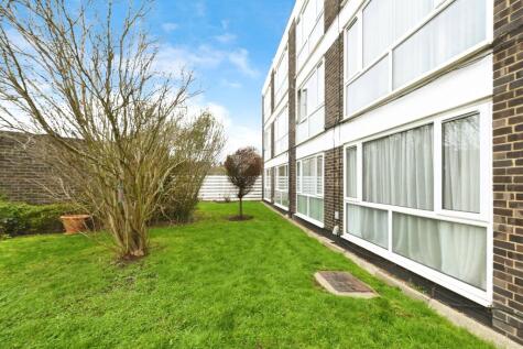 Goldlay Avenue, Chelmsford