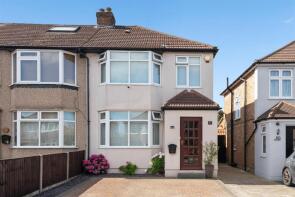 92, Sutton Court Road, Uxbridge UB10 9HS