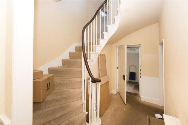 8 bed House for sale Image 11