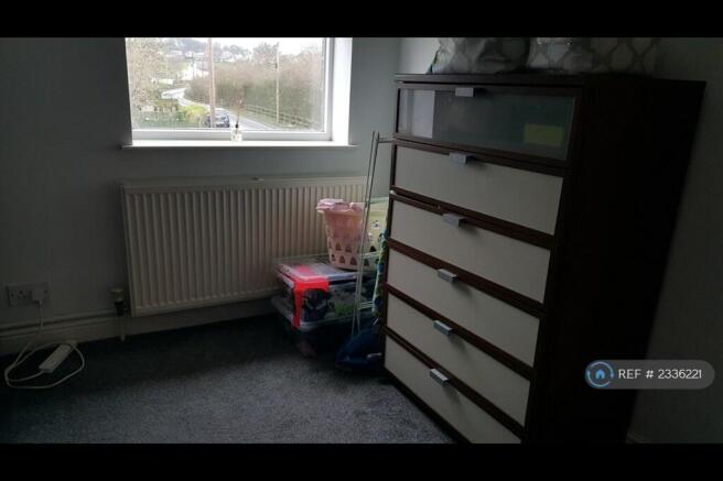 Bed 2 / Dressing Room