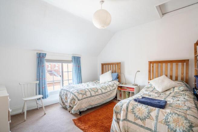 3 bed Semi-Detached for sale Image 11