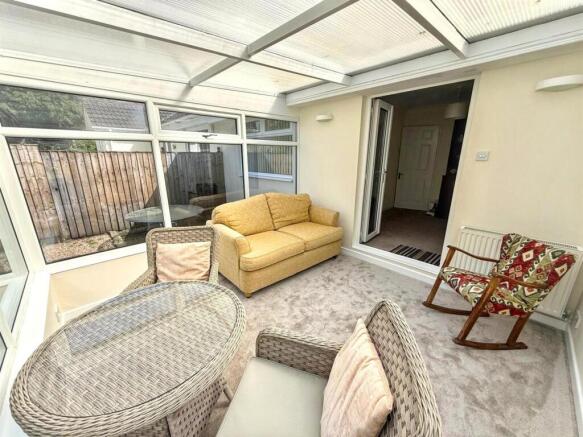2 bed Semi-Detached Bungalow for sale Image 5