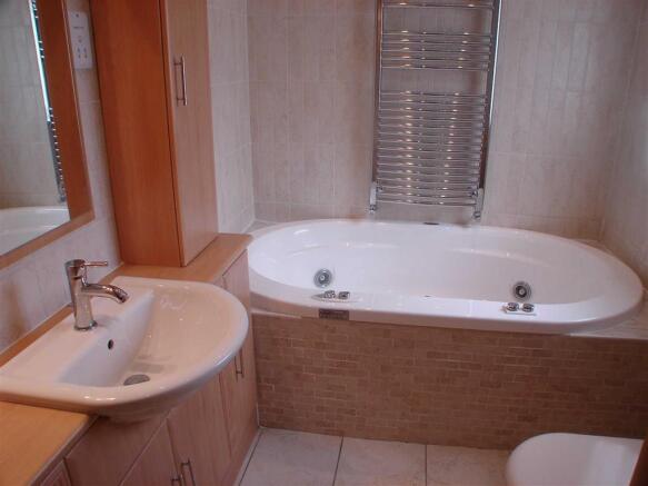 Photo 11