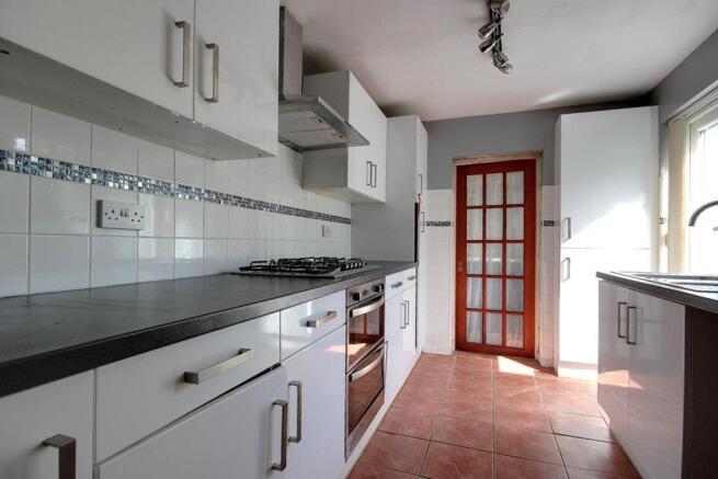2 bed Semi-Detached Bungalow for sale Image 7