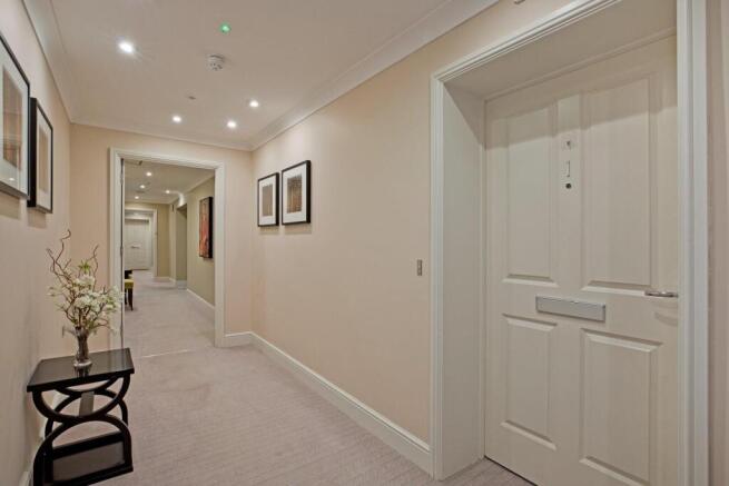 2 bed Retirement Property for sale Image 12