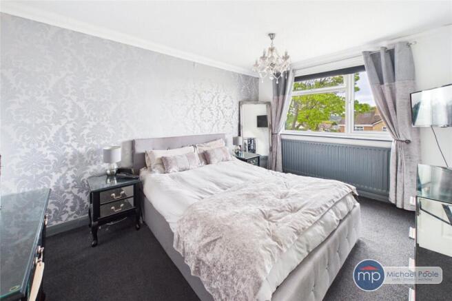 3 bed Semi-Detached for sale Image 10