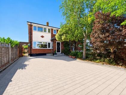 Birch Close, Canewdon, Essex, SS4 3PE