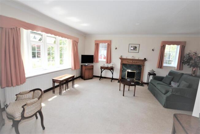 sitting room.JPG