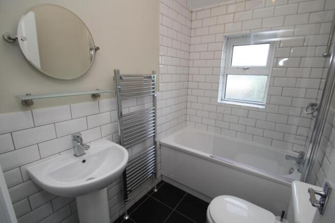 1 bed Flat to rent Image 5