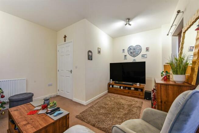 Sitting/Dining Room