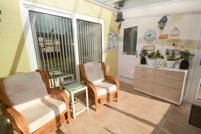 Garden Room use.jpg