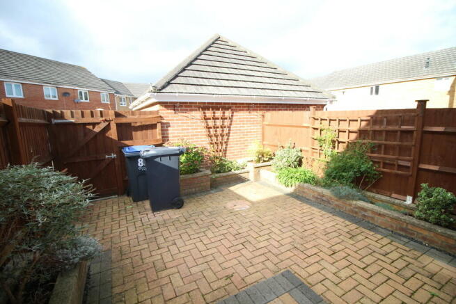 Photo 11
