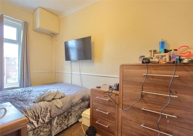 2 bed Terraced for sale Image 6