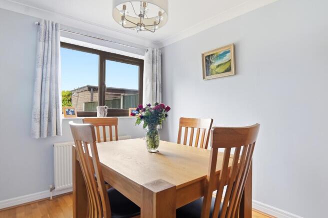 4 bed Detached for sale Image 7