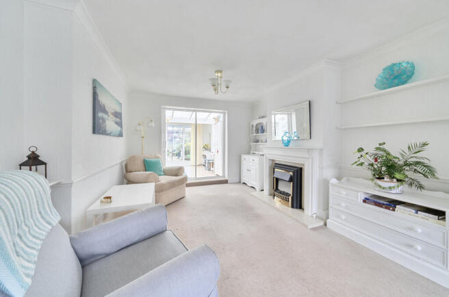 1423785-1-69aec84...