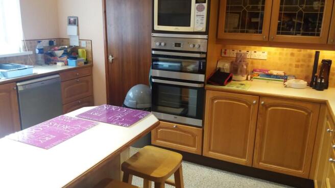 Kitchen/ Breakfast R