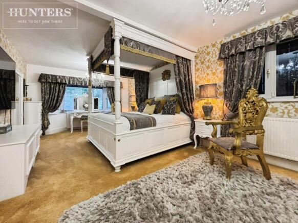 3 bed Detached Bungalow for sale Image 8