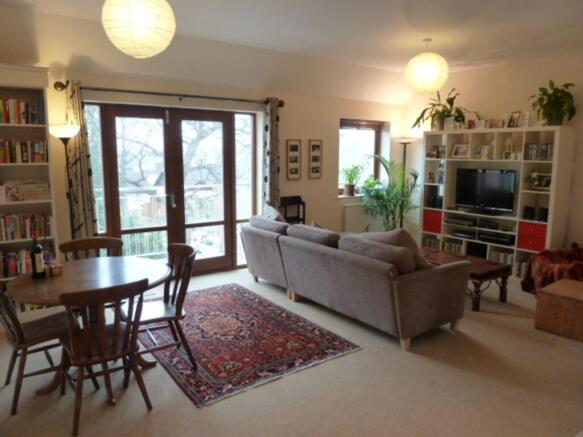 Kitchen, Diner & Lounge