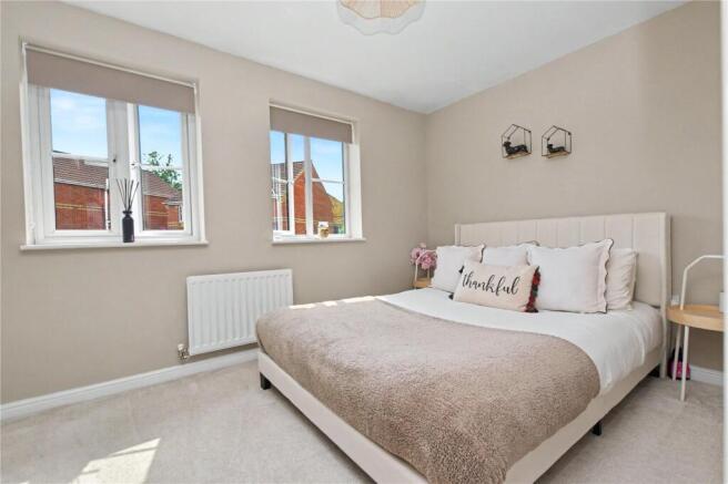 3 bed Semi-Detached for sale Image 9
