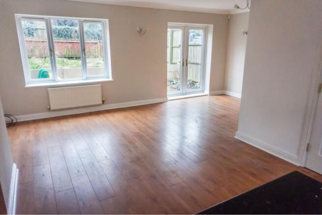 Lounge / Kitchen