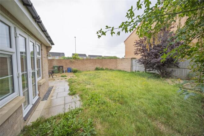 5 bed Detached for sale Image 11