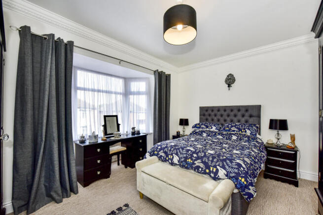 3 bed Semi-Detached for sale Image 10