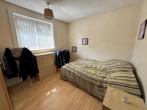 Tong Green, Leeds, LS12 photo 5